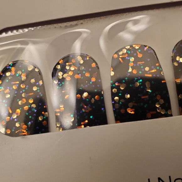 Colorstreet Creep It Real nail strips - Picture 1 of 4